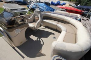 2001-Crestliner-2485-LSI-Anchors-Aweigh-Boat-Sales-Used-Boats-For-Sale-Minnesota-Pontoon-12