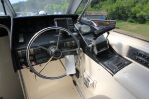 1994 Bayliner 3055 Ciera Sunbridge - Anchors Aweigh Boat Sales - Used Boats For Sale In Minnesota (12)