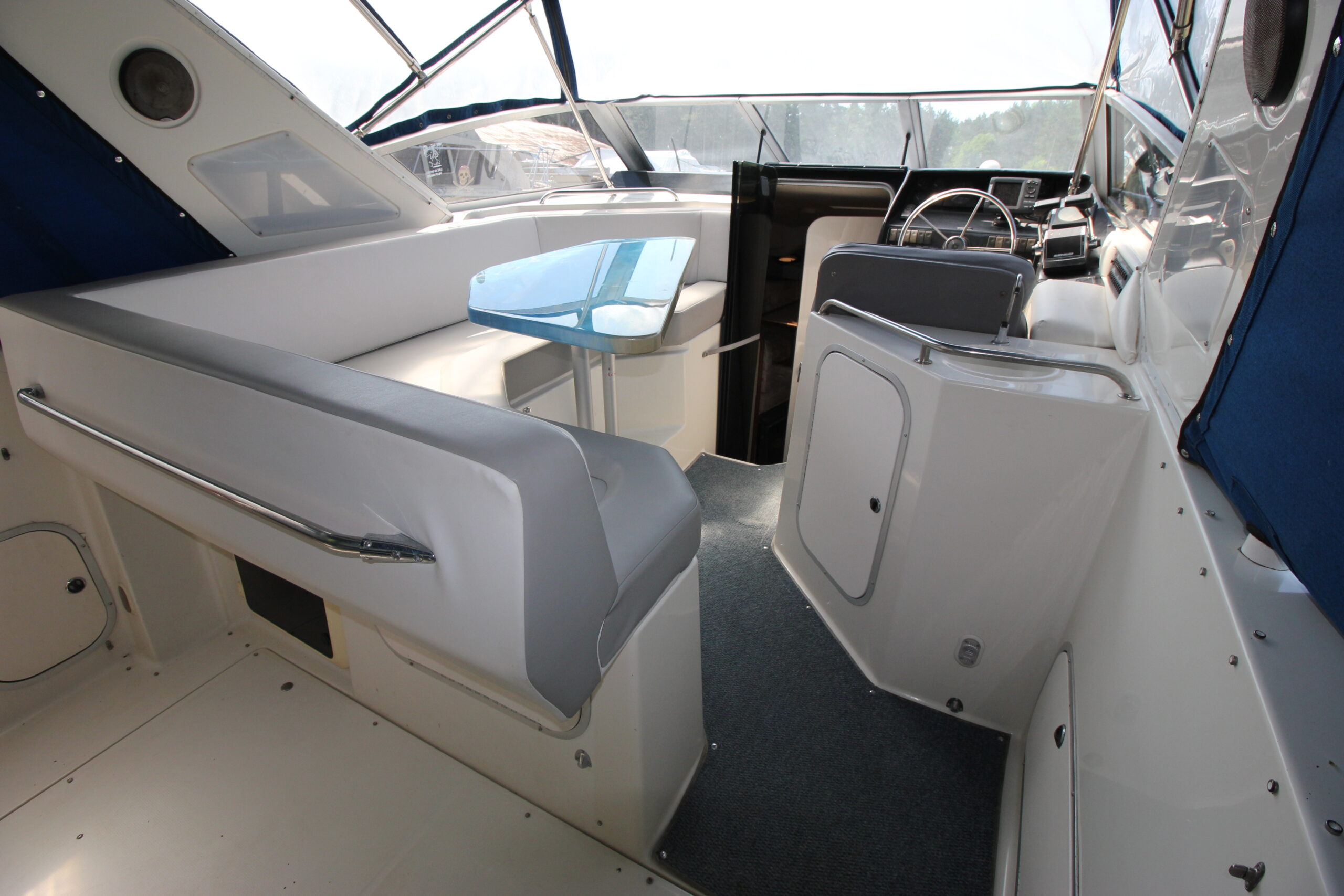 1994 Bayliner 3055 Ciera Sunbridge - Anchors Aweigh Boat Sales - Used Boats For Sale In Minnesota (7)