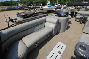 2019 Premier 240 Sunsation 26' - Anchors Aweigh Boat Sales - Used Boats And Pontoons For Sale In Minnesota (15)