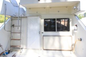 1989 Tollycraft Sport Cruiser 30 - Anchors Aweigh Boat Sales - Used Boats For Sale In Minnesota (5)