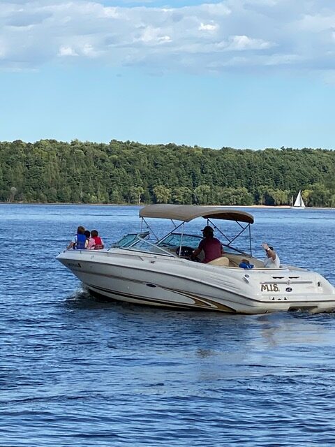 2001 Sea Ray 260 Bow Rider - Anchors Aweigh Boat Sales - Used Boats For Sale In Minnesota - Bow Rider - Runabout (5)