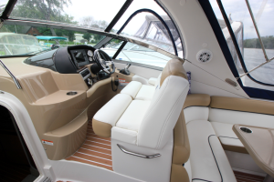 2008 Four Winns V338