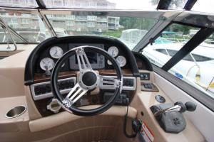 2008 Four Winns V338