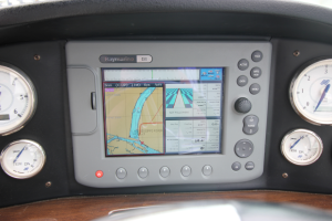 2008 Four Winns V338