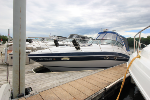 2008 Four Winns V338