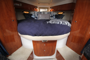 2008 Four Winns V338