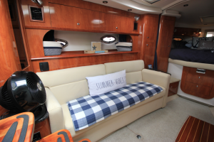 2008 Four Winns V338