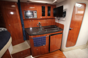 2008 Four Winns V338