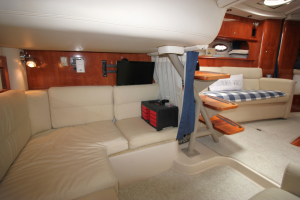 2008 Four Winns V338
