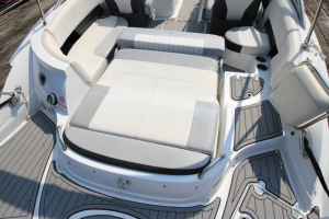 2015 Cruisers Sport Series 238