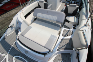 2015 Cruisers Sport Series 238