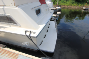 1990 Silverton 40' Aft Cabin