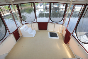 1990 Silverton 40' Aft Cabin