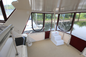 1990 Silverton 40' Aft Cabin
