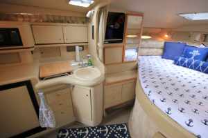 1998 Sea Ray 330 Sundancer