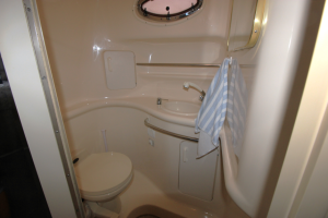1998 Sea Ray 330 Sundancer