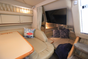 1998 Sea Ray 330 Sundancer