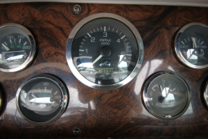 1998 Sea Ray 330 Sundancer