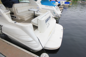 1998 Sea Ray 330 Sundancer