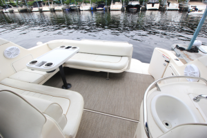 1998 Sea Ray 330 Sundancer
