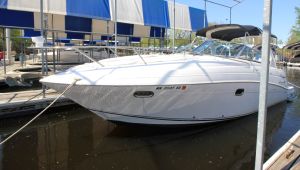 2004 Four Winns 288 Vista