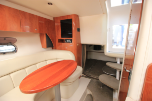 2004 Four Winns 288 Vista