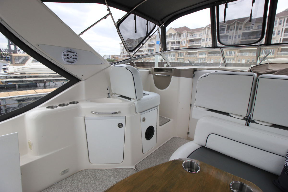 2001 Bayliner 3055 Ciera 2001 Bayliner 3055 Ciera
