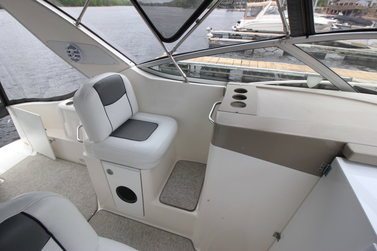 2001 Bayliner 3055 Ciera 2001 Bayliner 3055 Ciera