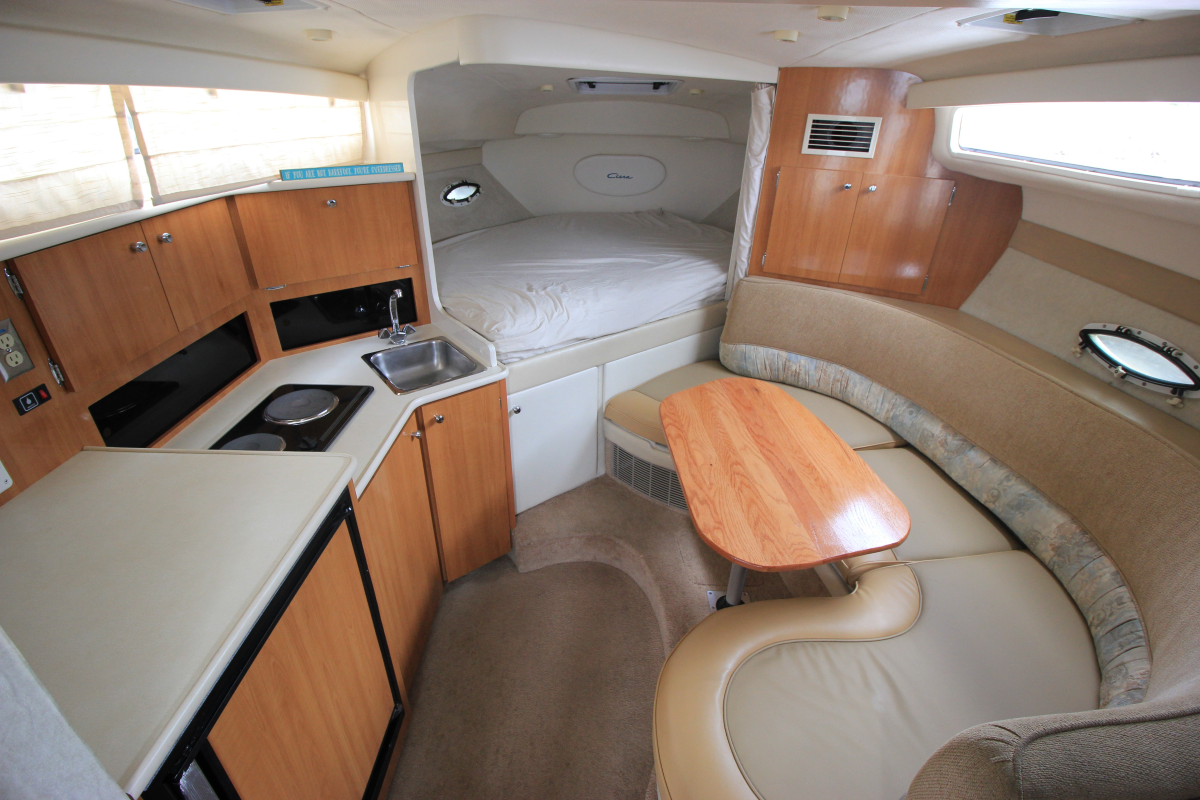 2001 Bayliner 3055 Ciera 2001 Bayliner 3055 Ciera
