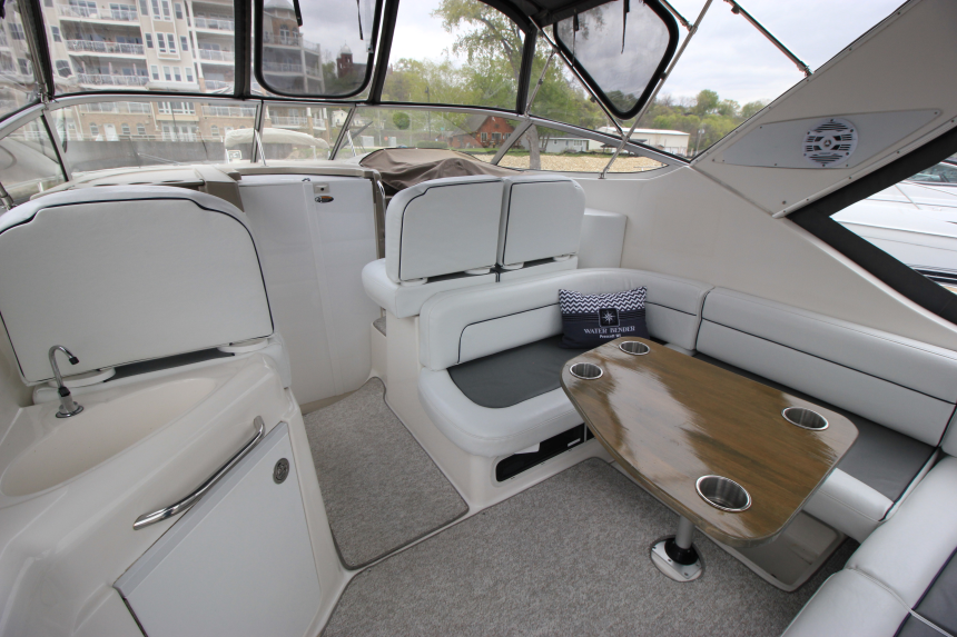 2001 Bayliner 3055 Ciera 2001 Bayliner 3055 Ciera