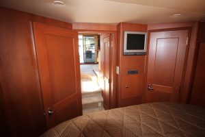 2006 Silverton 38 Sport Bridge