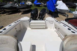 2008 Trophy Pro 2302 WA