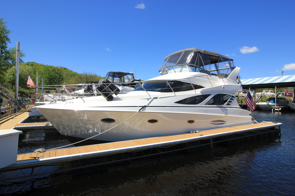 2006 Silverton 38 Sport Bridge - $165,000
