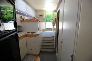 1996 Cruisers Yachts 3580 Flybridge