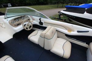 1998 Sea Ray 180 BR