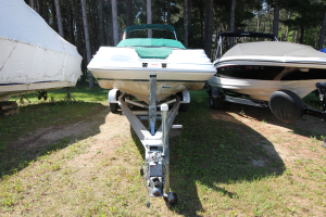 2000 Chris Craft 232 Sport Deck