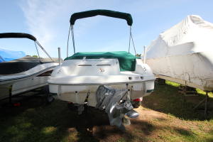 2000 Chris Craft 232 Sport Deck