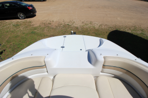 2000 Chris Craft 232 Sport Deck