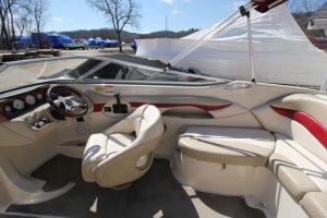 2005 Glastron GX 235 BR