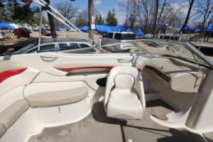 2005 Glastron GX 235 BR