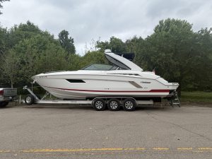 2015 Cruisers Sport Series 328 CX