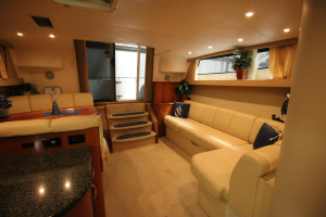 2004 Carver 360 Mariner