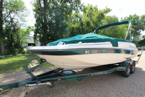 2006 Glastron DS215