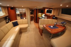 2004 Carver 360 Mariner