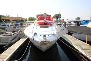 2004 Chaparral 310 Signature