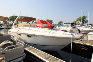 2004 Chaparral 310 Signature