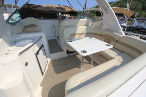 2004 Chaparral 310 Signature