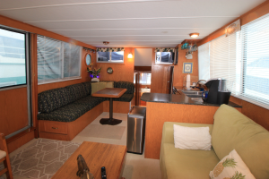1969 Chris-Craft Aquahome 46