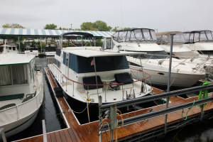 1969 Chris-Craft Aquahome 46